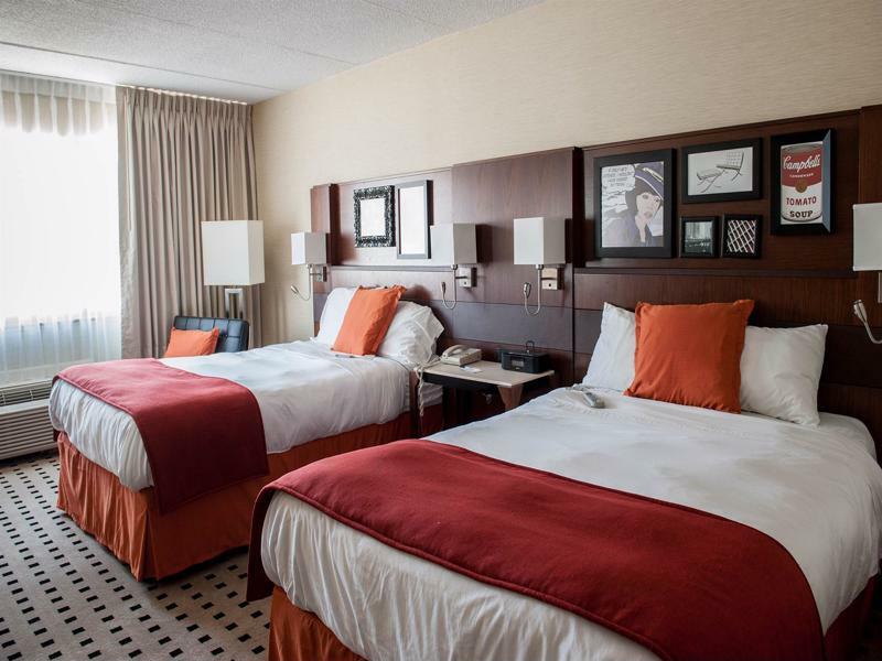 Delta Hotels By Marriott Utica Buitenkant foto